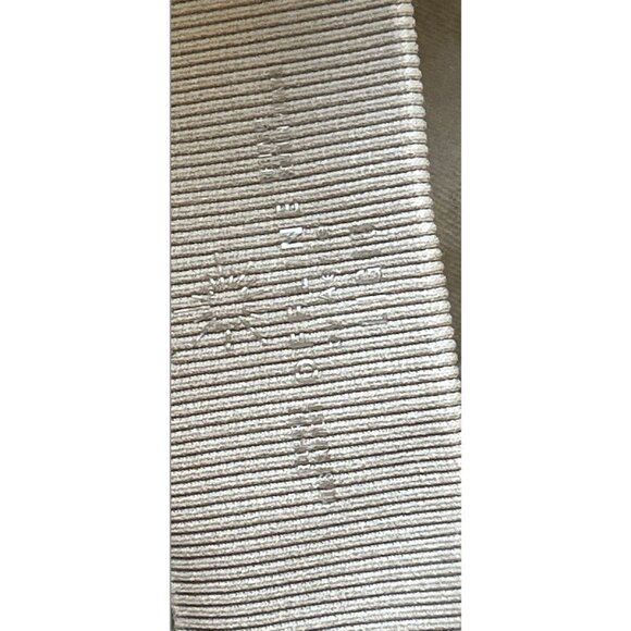 OFFLINE Sport Bra Gray Quilted Floral Med - Picture 3 of 8